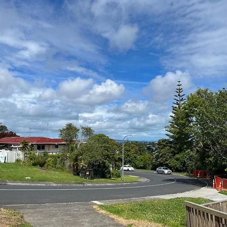 Totara Vale, Free Coffee, Parking And Wifi, Near Glenfield Mall And Highway 18,1 Auckland Bagian luar foto