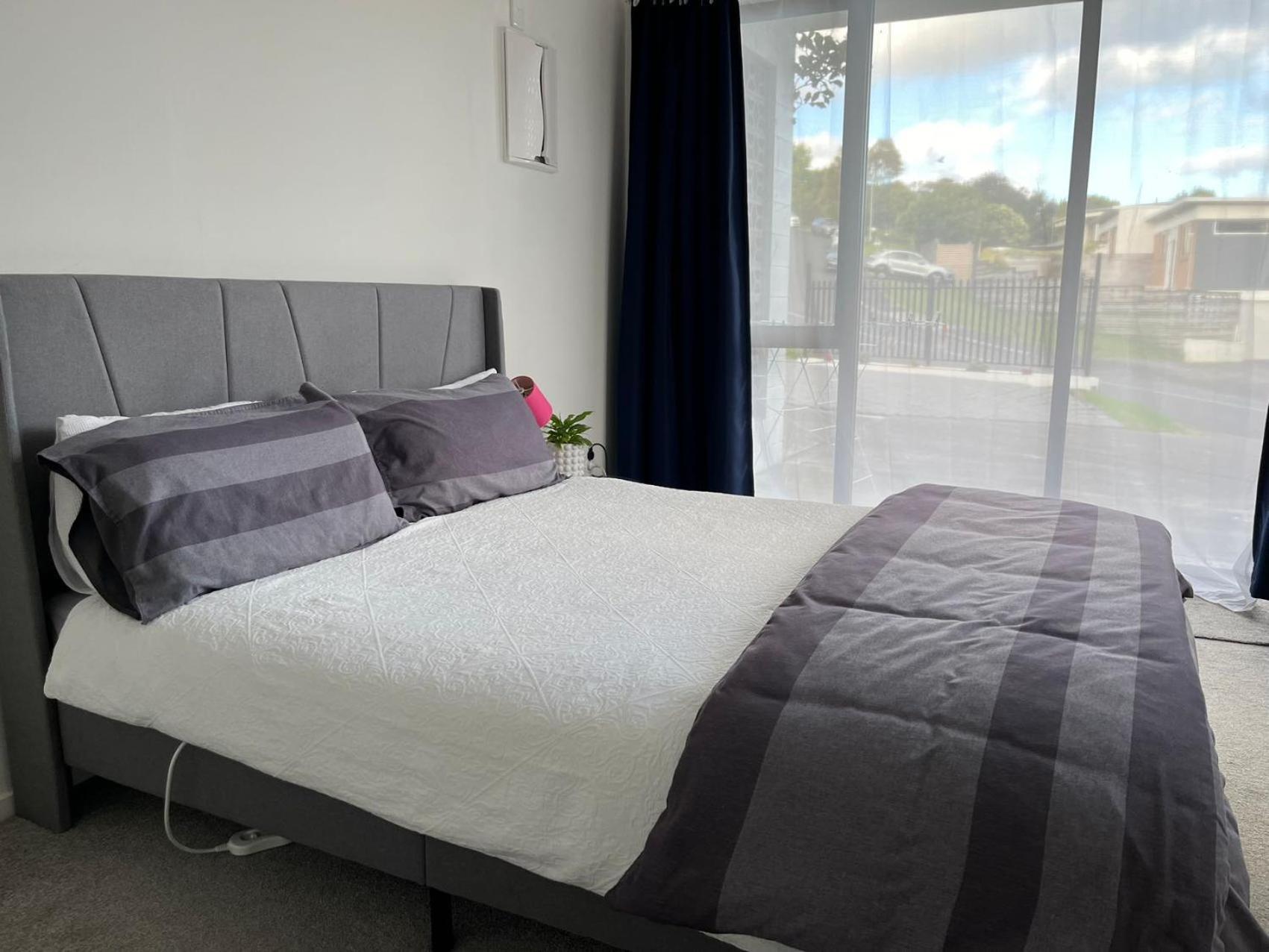 Totara Vale, Free Coffee, Parking And Wifi, Near Glenfield Mall And Highway 18,1 Auckland Bagian luar foto